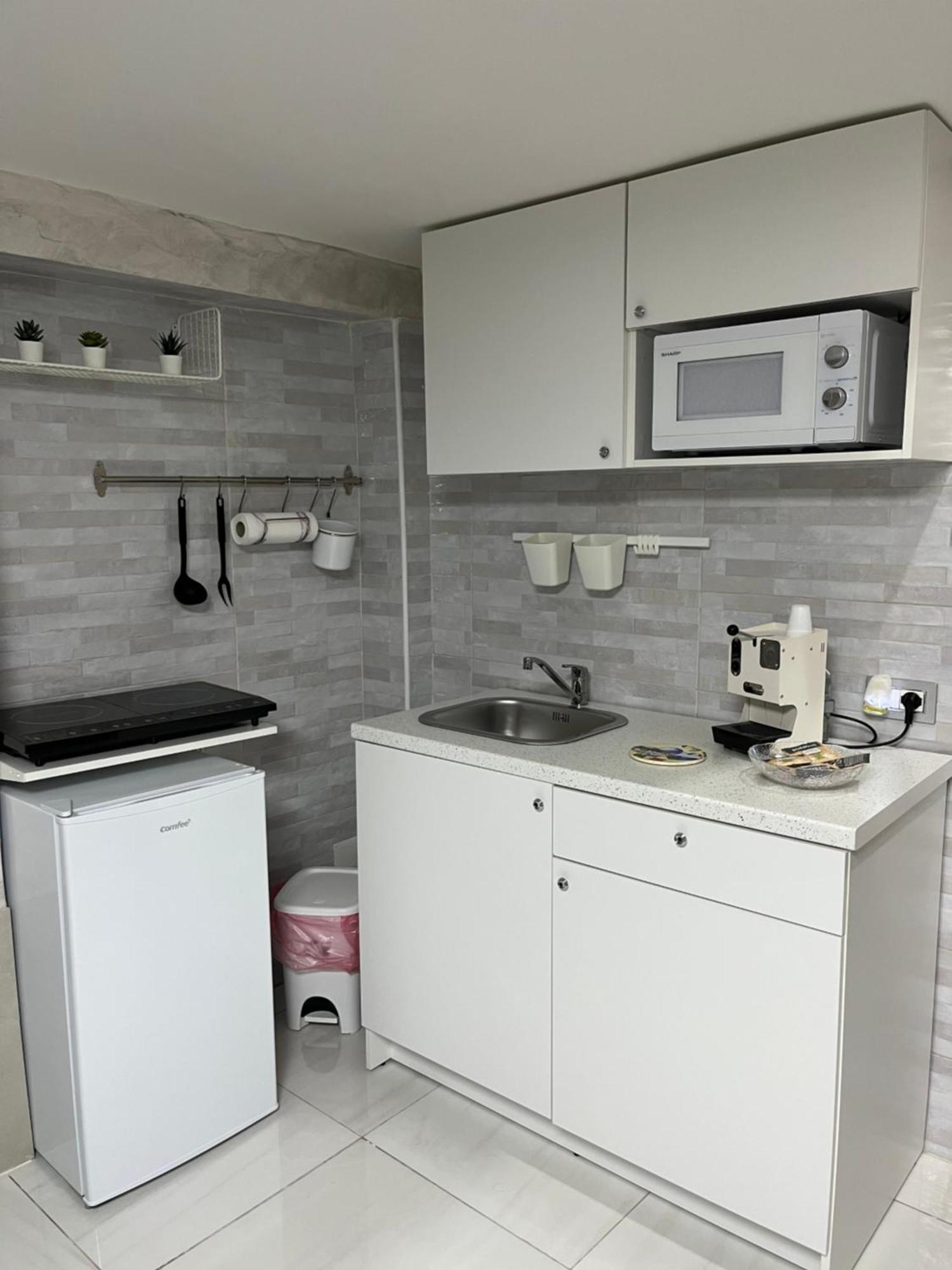 Mortella House Apartment Наполи Екстериор снимка